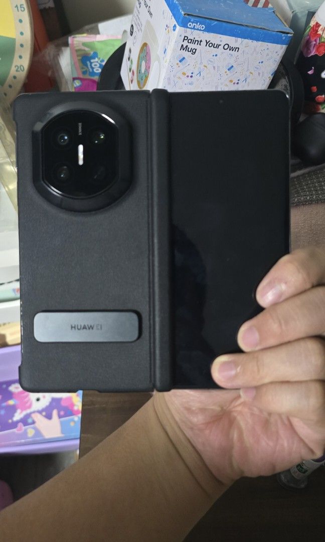 Huawei x7 fold (Category: Huawei) located in Manila. Submitted by jellyman238 (Listing ID 1451277254, Image 2). Description: Used for just the fourth day only no issue just finding hard time to transition from samsung to huawei alot of the samsung apps like the samsung pass i will also give away the freebies like the huawei gtwatch 5 never opened umbrella and powerbank 119k srp im just selling it at 109k.