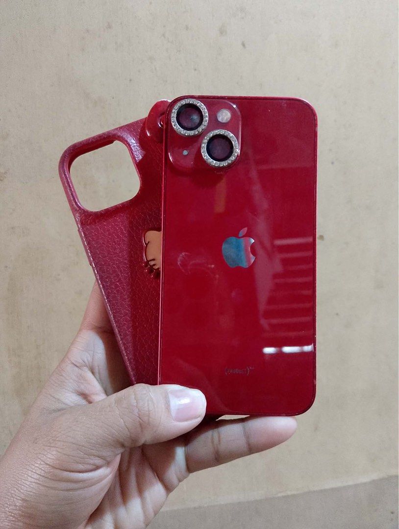 iPhone 13 mini (Category: iPhone 13 Series) located in Quezon City. Submitted by chel2704 (Listing ID 1451158060, Image 2). Description: iPhone 13 mini Case/charger wire only Fix 🅿️9000‼️ 5.4 inches 128gb, 5G Data 77% BH (normal peak) 26.3 ios ver. 12mp all cams (super linaw) Cap. Of cinematic Merong 0.5 No sim restriction Main issue: face id due to update never been repair. Qc commonwealth vilongco.