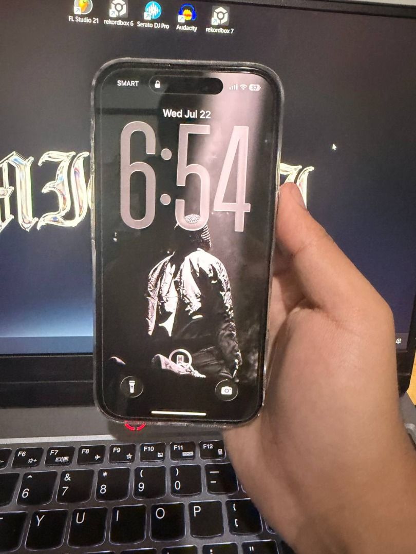 Iphone 16 (Category: Cases & Sleeves) located in Manila. Submitted by da666ul (Listing ID 1451246919, Image 1). Description: iPhone 16 Black 128GB • Under warranty • Less than a month old • 100% Battery Health • 17 Cycle Count (17 CC) • Local variant • Factory unlocked • No history of repair • Complete with original box & accessories • With e-receipt • Small dent on the lower left (see 3rd photo) • Price negotiable PM for more details. Serious bu