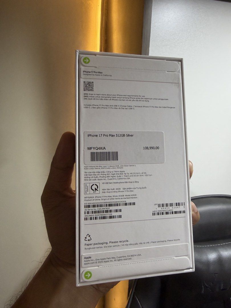 Iphone 17 Pro Max 512gb BRANDNEW SEALED (Category: iPhone 17 Series) located in Mandaluyong City. Submitted by better_call_sole_ph (Listing ID 1451298254, Image 2). Description: Iphone 17 Pro Max 512gb Silver Brandnew Sealed Openline NTC From Powermac 92.5k Open for Swap Plus cash Alabang.