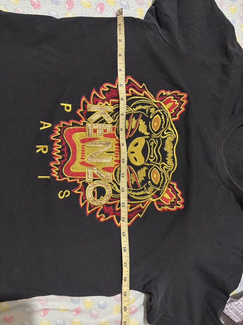 KENZO SHIRT (Category: Shirts) located in Taytay. Submitted by rinimaha (Listing ID 1451284430, Image 2). Description: Refer to pic for the dimensions No tag Preloved.