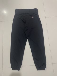 (Category: ) located in . Submitted by rncthrifting (Listing ID 1451290762, Image 1). Description: .