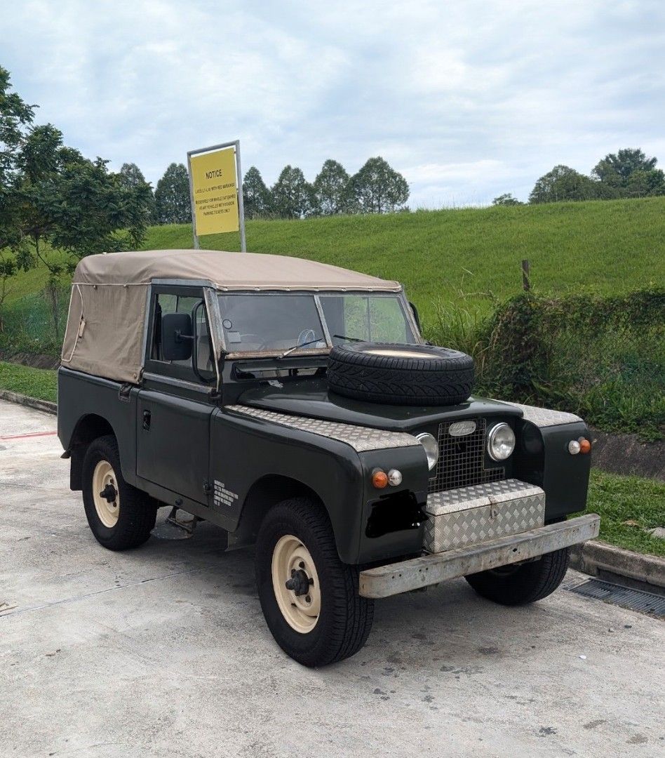 Land Rover Series SWB Manual (Category: Used Commercial Vehicles for Sale) located in Singapore. Submitted by metalworking (Listing ID 1451226598, Image 3). Description: Looking for the next owner of this iconic series land rover. COE (CAT C) renewable without lifespan. 4 speed lt76 gearbox in good condition with roamer overdrive to cruise above 80km/hr Mechanically working, fitted with parabolic leaf springs, all gauges works (speedo/ gearbox & 