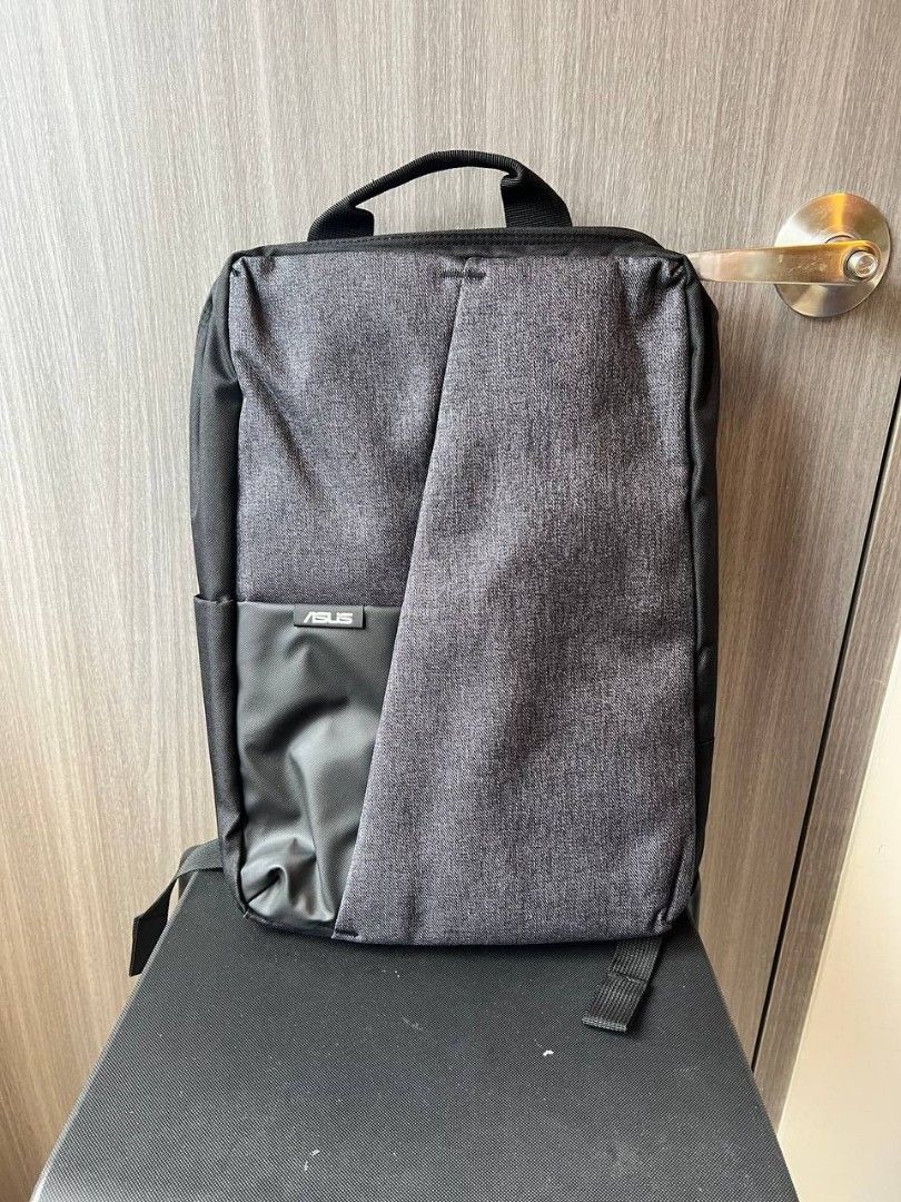 Laptop Bag Brand New Black Backpack (Category: Backpacks) located in Manila. Submitted by faiirytale (Listing ID 1451165742, Image 1). Description: .