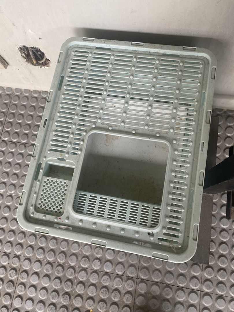 Large cat litter box (Category: Homes & Other Pet Accessories) located in Marikina City. Submitted by theflos (Listing ID 1451194929, Image 2). Description: .