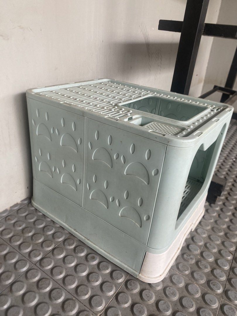 Large cat litter box (Category: Homes & Other Pet Accessories) located in Marikina City. Submitted by theflos (Listing ID 1451194929, Image 3). Description: .