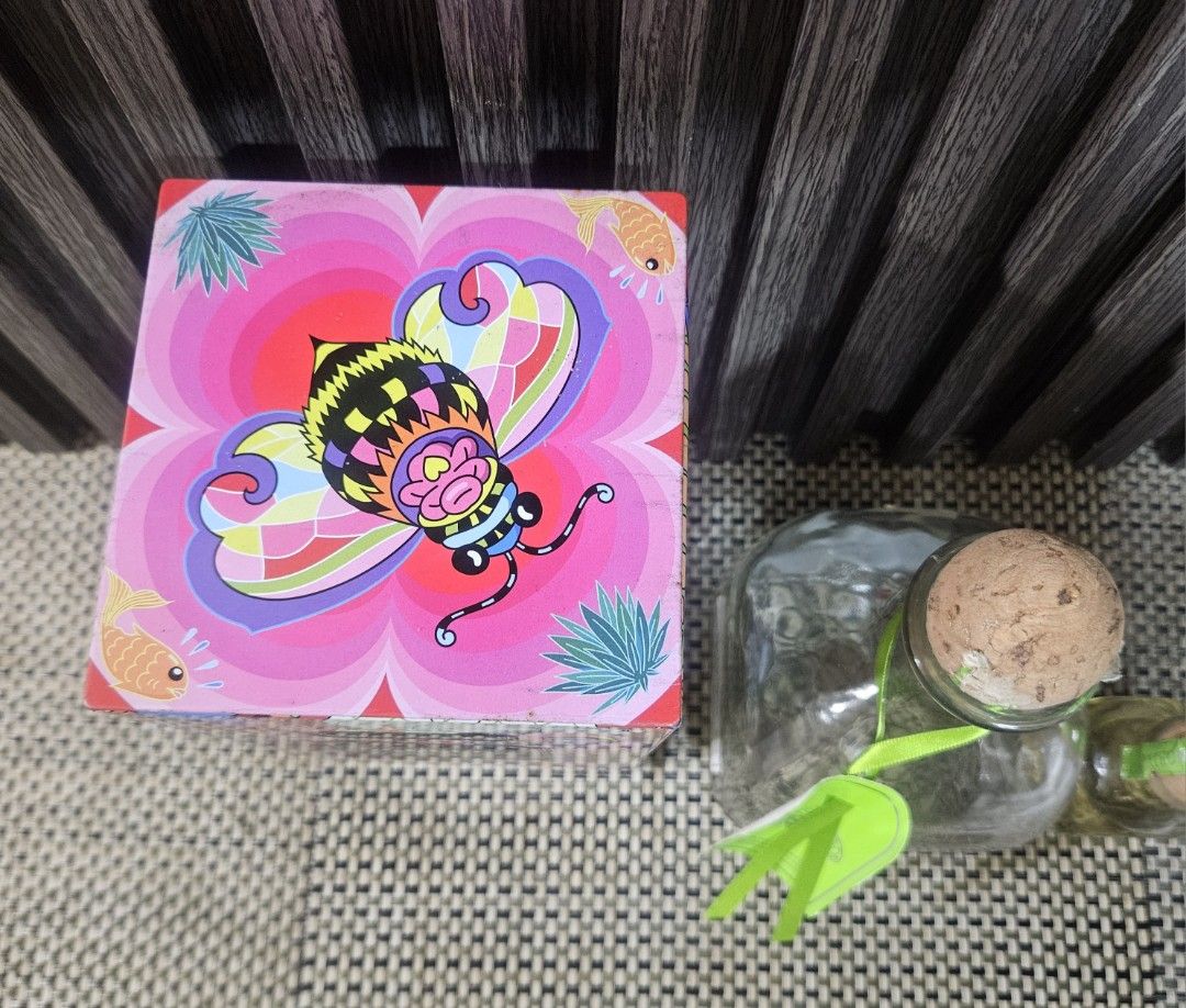 Limited Edition Patron Silver Tequila Bottle & Mini (Category: Water Bottles & Tumblers) located in Rizal. Submitted by cherry_garcia (Listing ID 1451244003, Image 3). Description: - Limited Edition Patron Silver Tequila Set - Includes full-sized bottle (Empty) and mini bottle (Sealed) - Comes in a unique, colorful tin packaging - Ideal for tequila collectors or as a special gift.