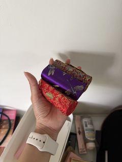 (Category: ) located in . Submitted by destashingmycloset (Listing ID 1451204975, Image 1). Description: .