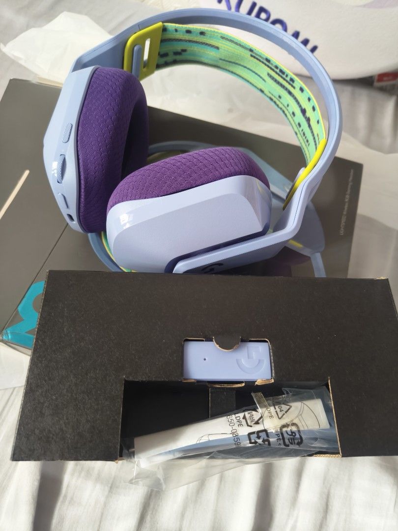 Logitech G733 LIGHTSPEED Wireless RGB Gaming Headset (Category: Headphones & Headsets) located in Manila. Submitted by lizzie.roma (Listing ID 1451223058, Image 3). Description: - Logitech G733 LIGHTSPEED wireless gaming headset - bought in Singapore - Striking blue and purple colorway - Customizable RGB lighting - Includes original packaging - Excellent for an immersive gaming experience.
