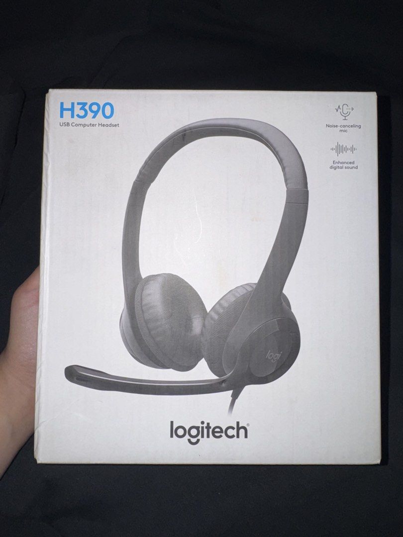 Logitech H390 USB Headset with Noise-Cancelling Mic (Category: Headphones & Headsets) located in Quezon City. Submitted by jycollects (Listing ID 1451217877, Image 3). Description: Selling my Logitech H390 USB Headset. Bought in December 2025 and used only twice before my company provided me with a work headset so it has been kept unused ever since. It’s in excellent, like-new condition with no issues. USB plug-and-play with a noise-cancelling mi