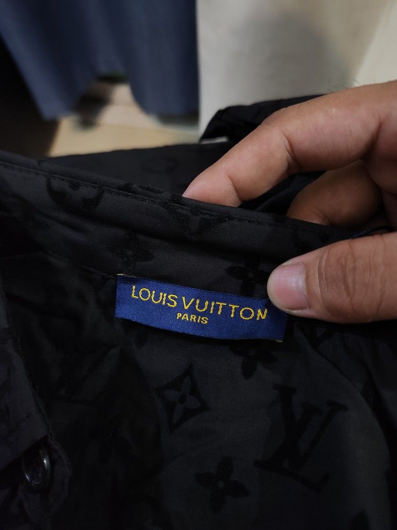 Louis Vuitton monogram polo (Category: Luxury Apparel) located in Bago City. Submitted by kbtgarments31 (Listing ID 1451284802, Image 2). Description: .
