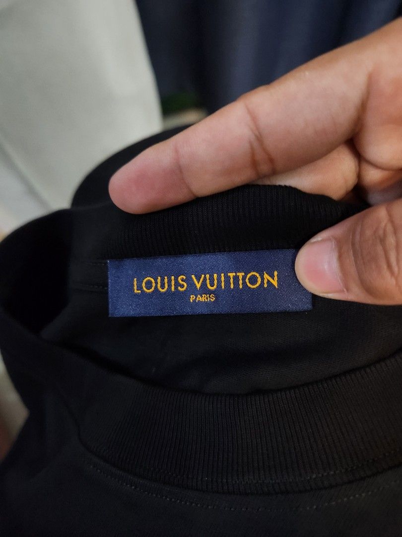 Louis vuitton tshirt (Category: Luxury Apparel) located in Bago City. Submitted by kbtgarments31 (Listing ID 1451283676, Image 3). Description: .