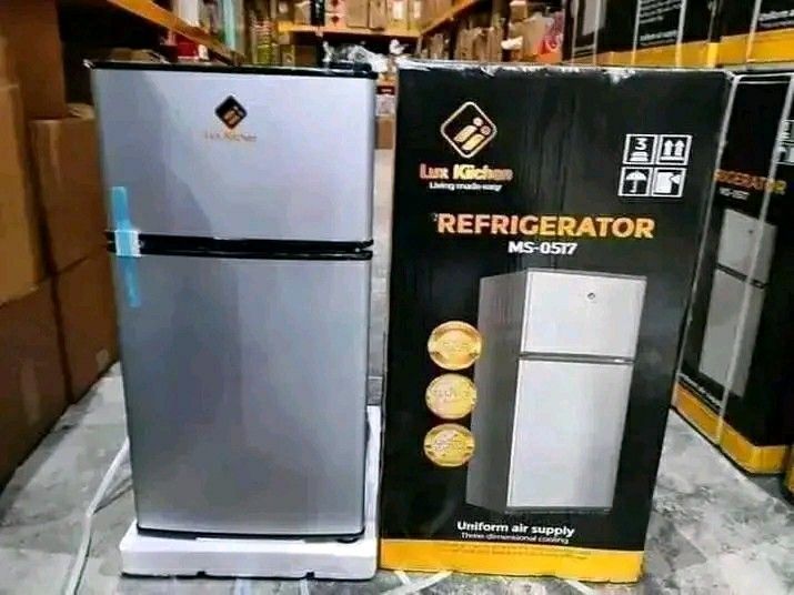 LUX KICHEN MINI REF (Category: Refrigerators and Freezers) located in Manila. Submitted by vannie30 (Listing ID 1451181609, Image 2). Description: .