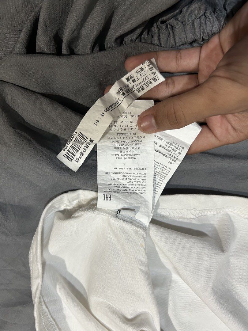 Maison margiela (Category: Luxury Apparel) located in Manila. Submitted by thriftlangniwaydie (Listing ID 1451300739, Image 3). Description: .