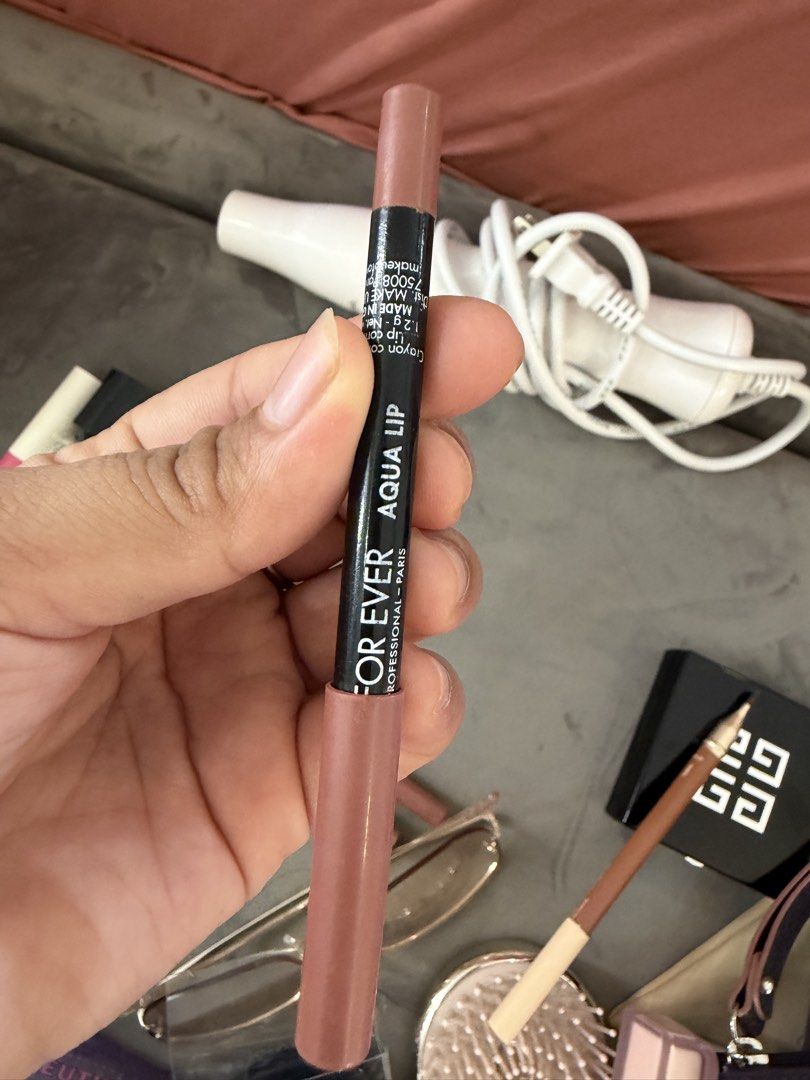 Make up forever lipliner (Category: Makeup) located in Quezon City. Submitted by destashingmycloset (Listing ID 1451193198, Image 1). Description: Been with me for a long time already Buy at your own risk.