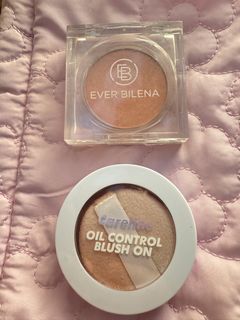 (Category: ) located in . Submitted by littleboxbyashea (Listing ID 1451204686, Image 1). Description: .