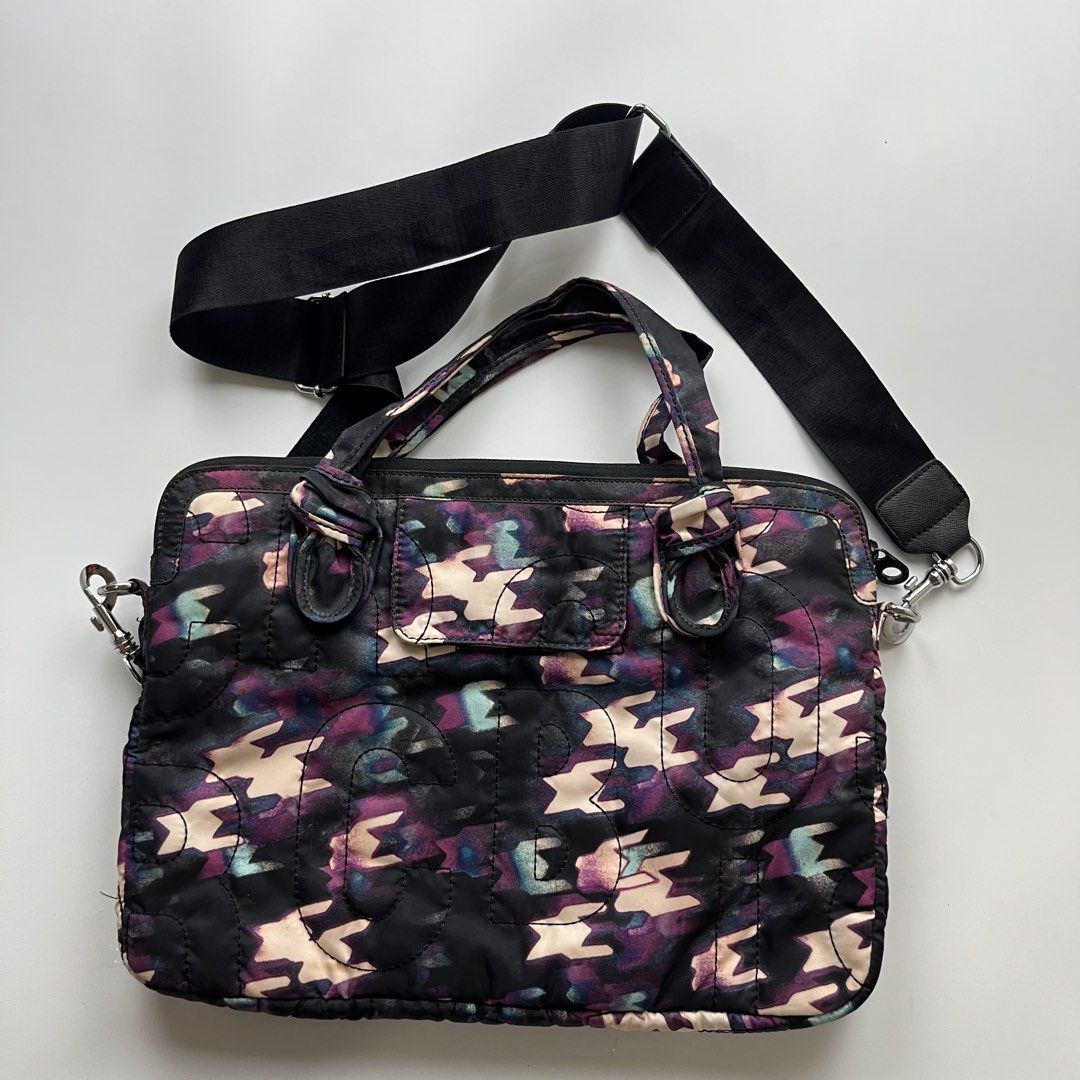 MARC JACOBS✨ (Category: Luxury Bags & Wallets) located in Iloilo. Submitted by anonymous_ph (Listing ID 1451200419, Image 2). Description: MARC JACOBS LARGE CROSSBODY BAG✨ EXCELLENT / NO FLAW (SIZE-LARGE) -AUTHENTIC DM📩.
