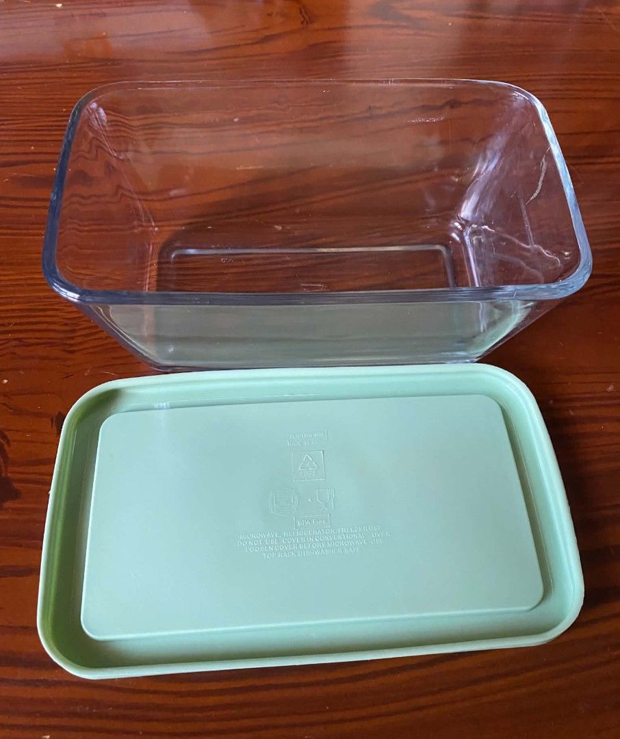 Martha Stewart (Category: Other Kitchenware & Tableware) located in Marikina City. Submitted by 25thofaugust (Listing ID 1451135989, Image 1). Description: original from US 1.1 L.