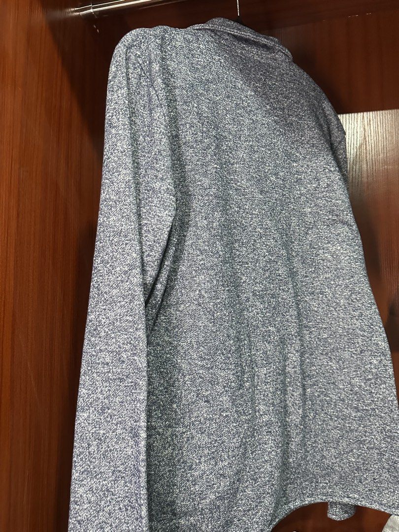 MEMO Blue Speckled Blazer Jacket (Category: Coats, Jackets and Outerwear) located in Calamba. Submitted by treb_c (Listing ID 1451132628, Image 3). Description: - MEMO blue speckled blazer - Two-button closure - Features front pockets - Ideal for casual or smart casual outfits - Made with comfortable material - Large - XL size. Rfs not using anymore Calamba area.