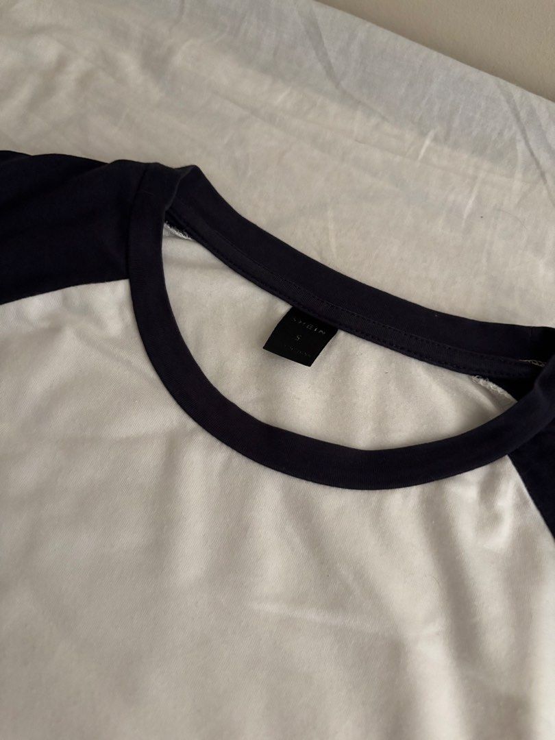 Men’s Blue Raglan T-Shirt (Small) (Category: Tshirts & Polo Shirts ) located in Manila. Submitted by josesellsclothes (Listing ID 1451241937, Image 2). Description: .