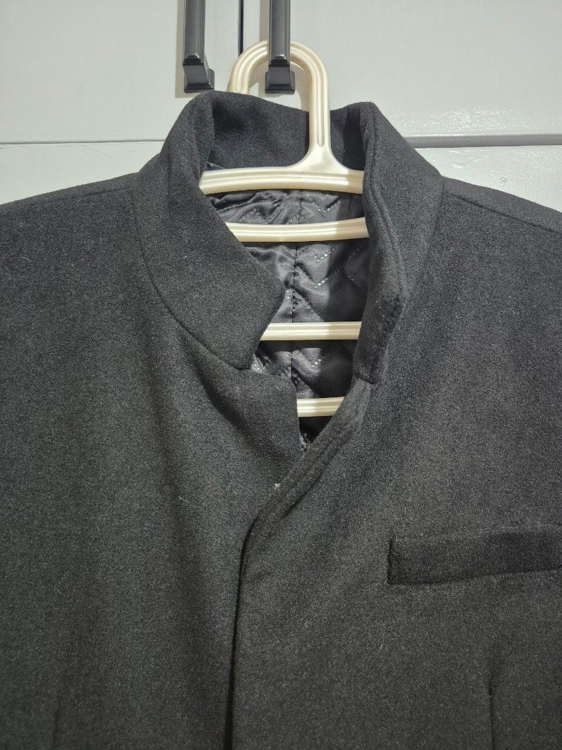 Men's Long Coat - Black (XL, Used Once) (Category: Coats, Jackets and Outerwear) located in Mandaluyong City. Submitted by randombro (Listing ID 1451154448, Image 2). Description: Size: XL Length: 74cm Shoulder: 46cm Bust: 108cm Sleeve: 63cm Suitable Weight: 65-72kg Material: Polyester Fabric: Woolen Lining: Cotton Style: Smart Casual / Business Sleeve Length: Full Thickness: Thick (Winter) Clothing Length: Long Gender: Men MOP: Gcash / Bank Tran