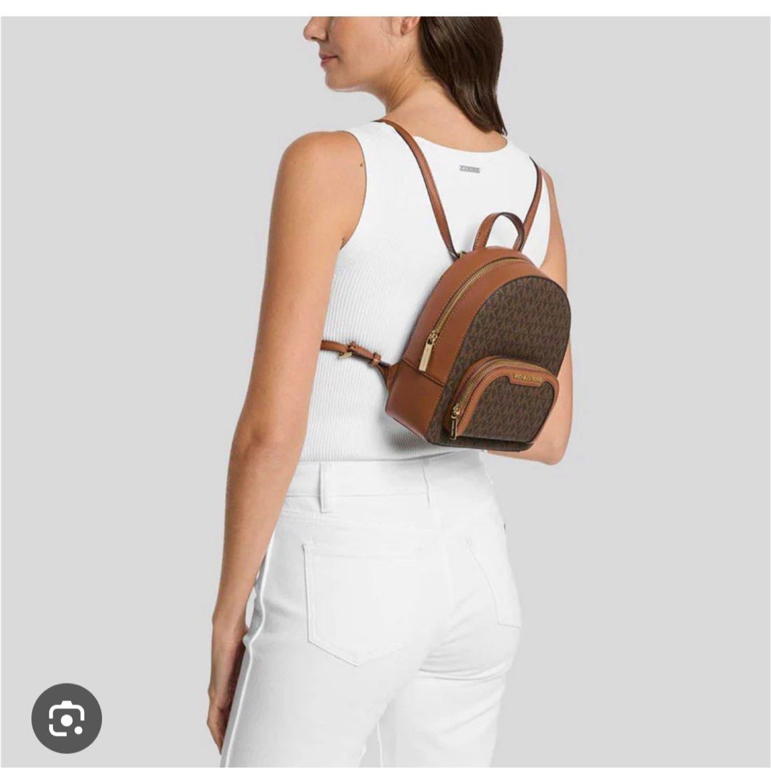 Michael Kors Mini Jaycee Backpack (Category: Backpacks) located in Manila. Submitted by bypreloved_ilo (Listing ID 1451168597, Image 3). Description: .