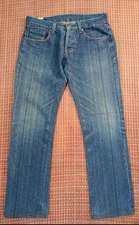 (Category: ) located in . Submitted by aydenthriftwear (Listing ID 1451236067, Image 1). Description: .