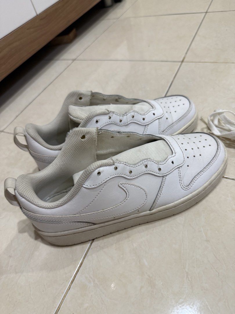 Nike dunk (Kategori: Sepatu Wanita) berada di Depok. Dikirim oleh lalityaap (ID iklan 1451310084, Gambar 1). Deskripsi: White Nike dunk Without box .
