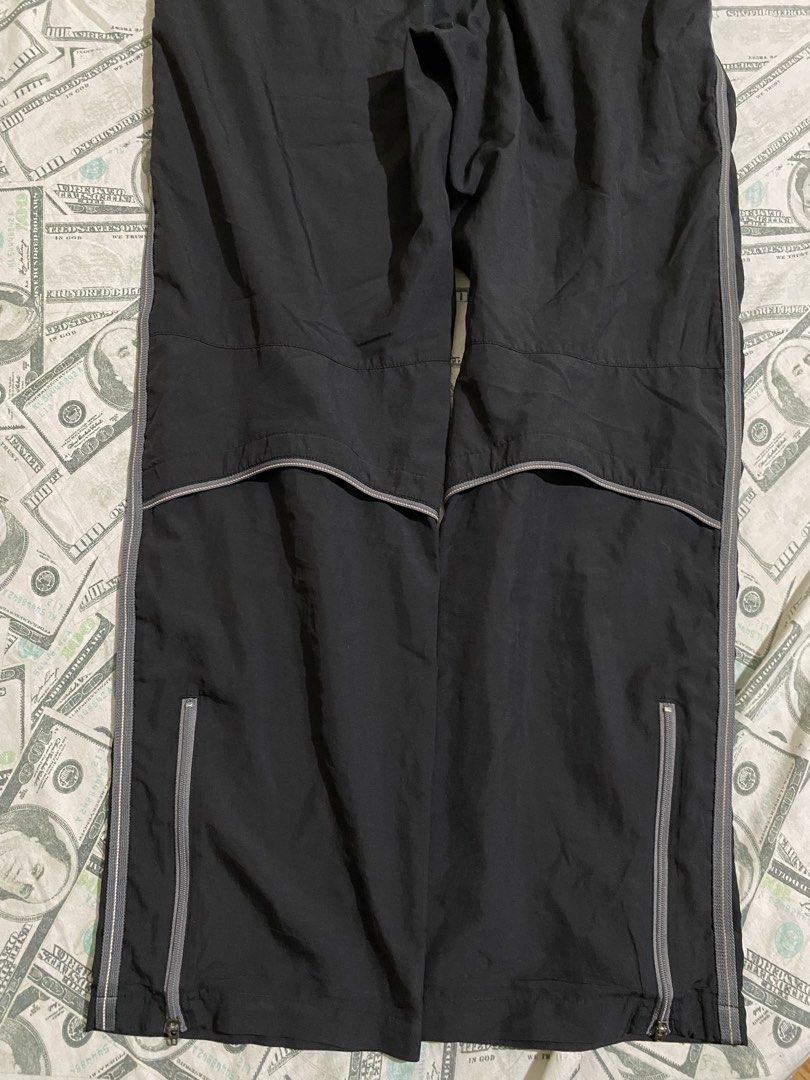 Nike - Track Pants Black (Category: Activewear) located in Paranaque City. Submitted by haslem (Listing ID 1451242307, Image 2). Description: W: freewaist L: 36.5 T: 9.5 H: 8 .