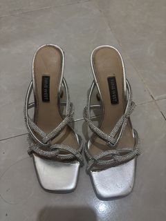 (Kategori: ) berada di . Dikirim oleh nyarinyariokeoke (ID iklan 1451241949, Gambar 1). Deskripsi: .