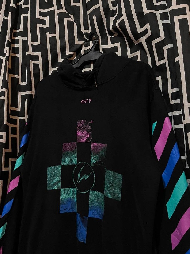Offwhite x Fragment (Category: Activewear) located in Manila. Submitted by bibiiii131998 (Listing ID 1451206683, Image 3). Description: Offwhite x Fr@gment Details W23 L28 Large to xl ₱700 Loc. Baclaran Paranaque.