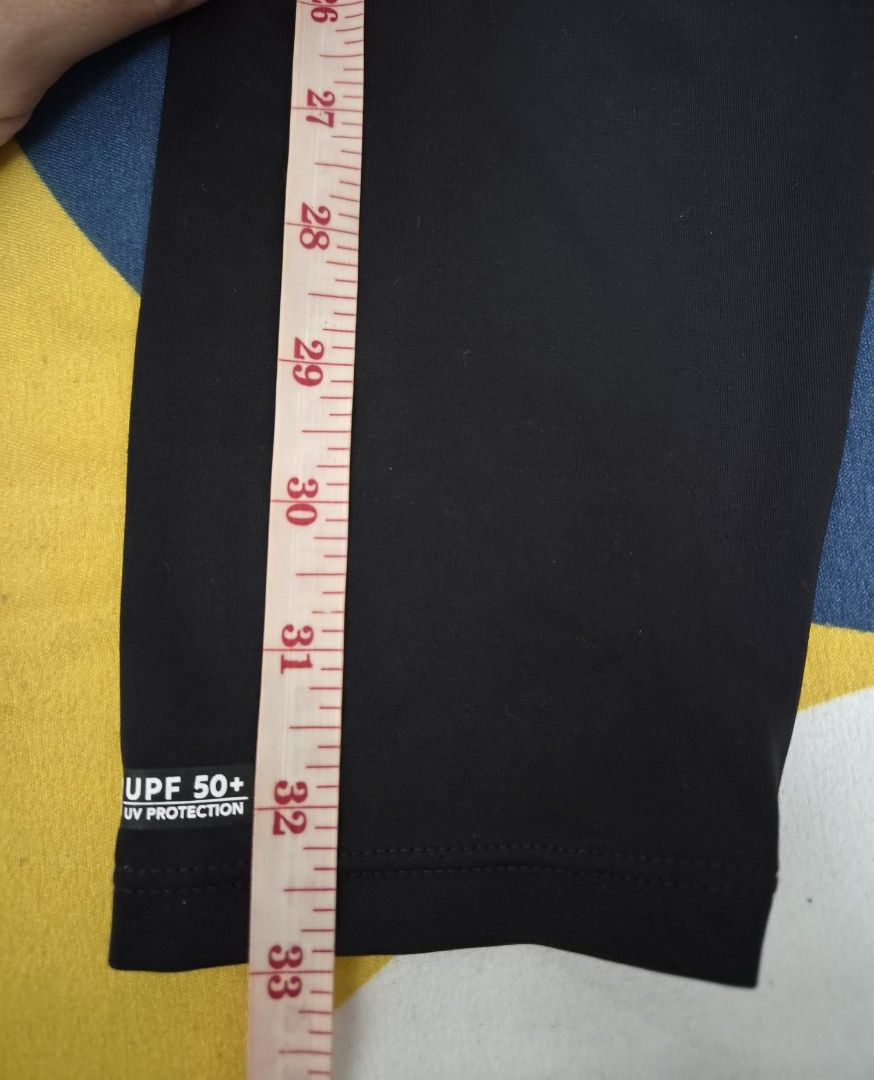 Decathlon Olaian Surf Leggings (Category: Activewear) located in Manila. Submitted by melissaga98708 (Listing ID 1451276956, Image 3). Description: Decathlon Women's UV Protection Surf Leggings UV Protection 50+ Sf to be shouldered by seller.
