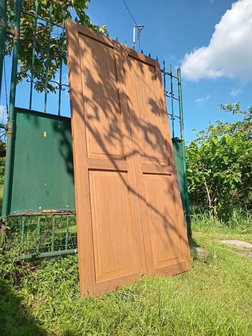 Old Century Paypay Doors (Category: Locks, Doors & Gates) located in San Fernando. Submitted by josephtanjuaquio (Listing ID 1451208049, Image 2). Description: Old Century Paypay Doors 20in x 295cm per panel Exellent condition Intact frames Wood stain finish (Restored) DM/PM for interested 📩 We ship nationwide Please like and follow our Facebook page "Kalumaan Antiques Shop Atbp." God Blessed Y'all 🙌 🙏.