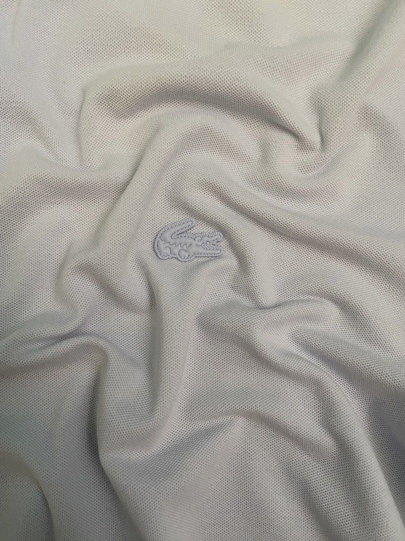 Original lacoste size 5 men (Category: Formal Shirts) located in Libmanan. Submitted by kushinv2 (Listing ID 1451319334, Image 2). Description: Lcoste polo Size 5 21.6 x 28.5 Good condition .