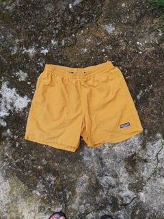(Category: ) located in . Submitted by outdoor_threadsss (Listing ID 1451174009, Image 1). Description: .