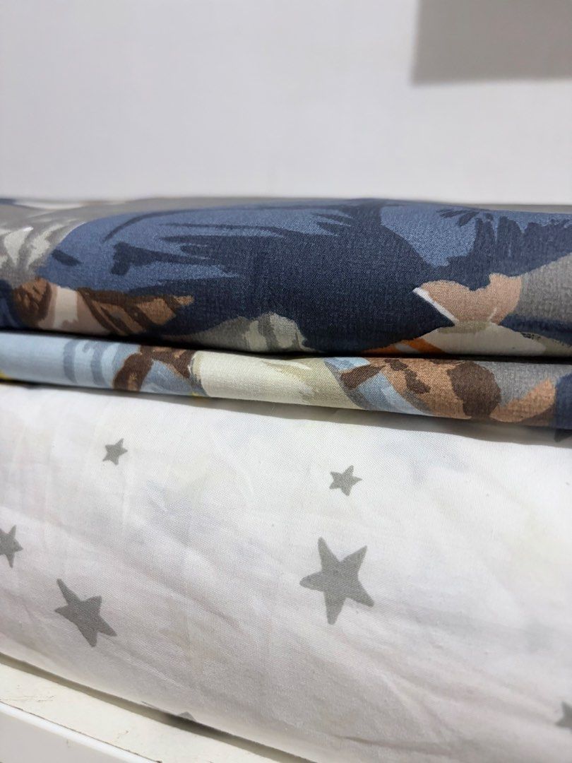 PB Organic Twin Bedsheet Set with Free flatsheet (Category: Bedding & Towels) located in Calamba. Submitted by excelsheets (Listing ID 1451279004, Image 2). Description: -Pottery Barn twin bedsheet 39x75x14 inches Fully garterized Tag removed 100% organic cotton Made of star quality, our enchanting Shining Star Glow boats glow-in-the-dark stars for an extra pop of fun to bedtime. It’s crafted from pure organic cotton so it’s supersoft and cosy. D