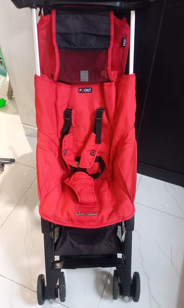 Preloved stroller pockit gen 4 merah (Kategori: Kereta, Kursi Goyang & Gendongan Bayi) berada di Jakarta Pusat. Dikirim oleh mimisakha (ID iklan 1451227695, Gambar 1). Deskripsi: minus ada lubang kecil pada kanopi buka tutup lancar ada tas RANSEl.