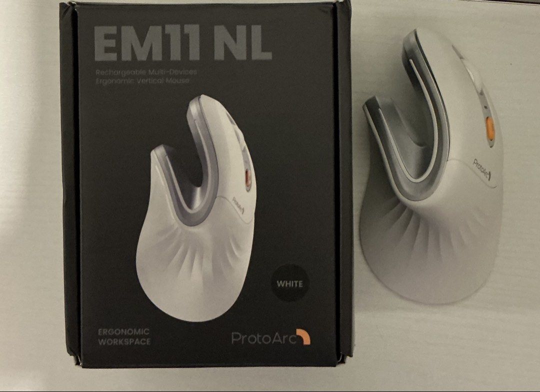 ProtoArc EM11 NL Ergonomic Vertical Mouse (Category: Mouse & Mousepads) located in Mandaluyong City. Submitted by thetidycrew (Listing ID 1451280261, Image 1). Description: Used only a few times. (1-2 days) Vertical mouse is not for me. 🥺 Complete inclusion .