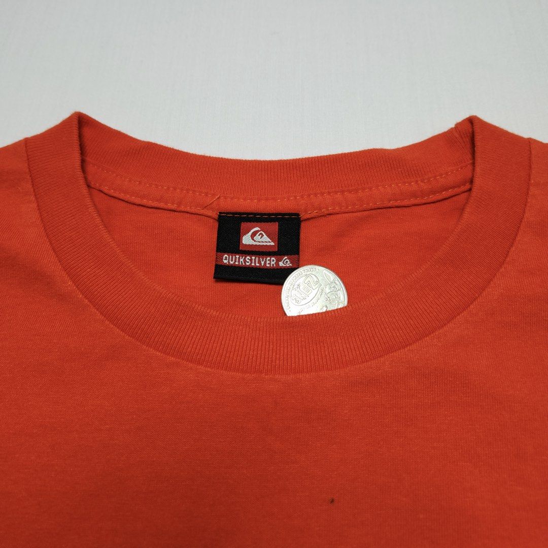 Quiksilver surf (Kategori: Olshop Pria) berada di Jakarta Barat. Dikirim oleh bitsurf.vtg (ID iklan 1451277109, Gambar 2). Deskripsi: Quik vtg t-shirt (68cm x 54cm) condition as picture . check more items on highlight “Available” make enquiry or anything else, feel free to send message. .