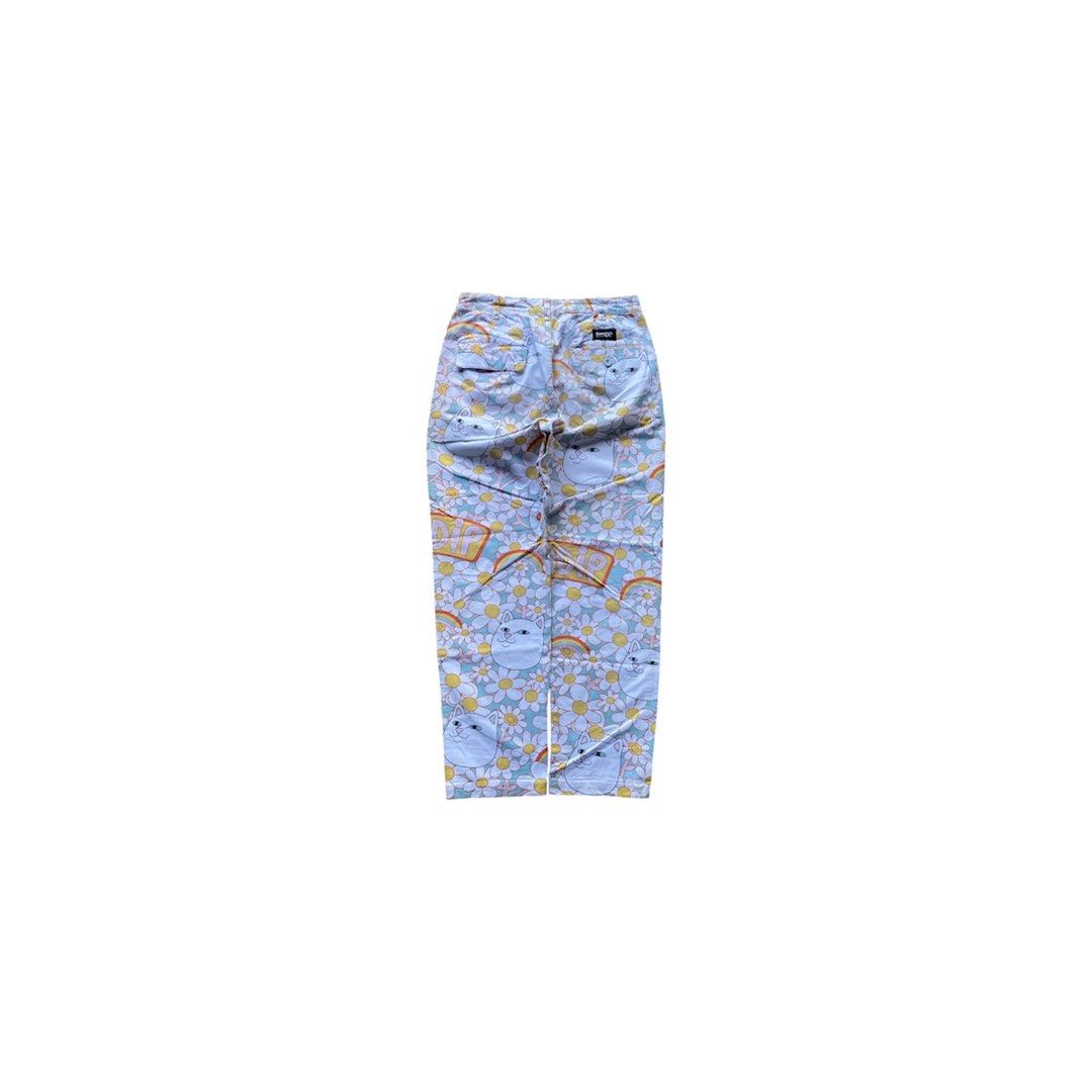 Rip n Dip Pants (Category: Jeans) located in Rizal. Submitted by various.stuff (Listing ID 1451240584, Image 2). Description: Item: Rip n Dip Pants Dimes: 30 x 40 Condition: Excellent Color rate: 9.3/10 Issue: need wash.