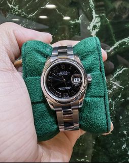(Category: ) located in . Submitted by hengwatch (Listing ID 1451223967, Image 1). Description: .