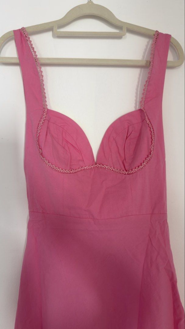 Saints and Secrets Pink Dress (Category: Dresses) located in Butuan. Submitted by islay18 (Listing ID 1451263259, Image 3). Description: When worn model photo is for reference only but almost similar to actual dress as seen in the next photos. Location: Butuan City. We can ship nationwide..
