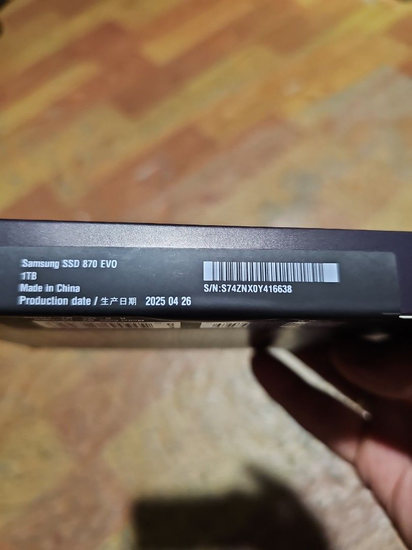 Samsung SSD 870 EVO SATA 2.5" (Category: Computer Parts) located in Caloocan City. Submitted by gmrsorilla-84632 (Listing ID 1442402787, Image 3). Description: Rush - Samsung 870 EVO 1TB SSD - 2.5-inch SATA form factor - Perfect for storage upgrades - Model number: MZ-77E1T0 - Please check photos for more details Rfs: Change plan.