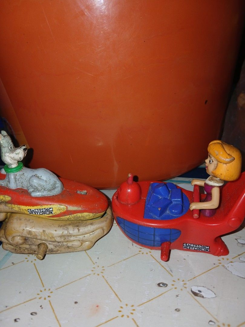 scooby-doo cartoon network as is (Category: Vehicle & Diecast Models) located in Manila. Submitted by marcas022798212 (Listing ID 1451168355, Image 1). Description: - Vintage Flintstones toy car - Includes Fred Flintstone and Barney Rubble figures - Car is red and yellow - Ideal for collectors and fans of The Flintstones - A fun piece of nostalgia.