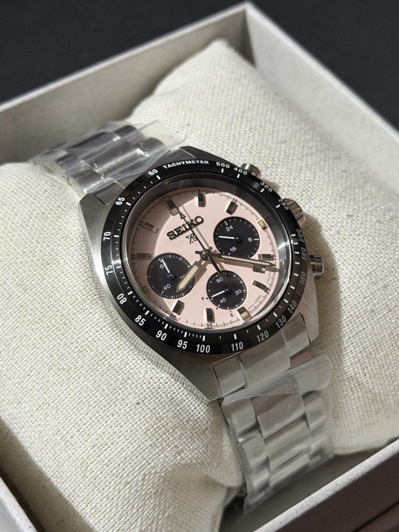 Seiko Prospex Speedtimer JDM (Category: Luxury Watches) located in Manila. Submitted by yourseller07 (Listing ID 1451230885, Image 1). Description: - Solar Quartz Chronograph - Power Reserve: 6 months (full charge) - Case Dimensions: 39mm - Thickness: 13.3mm - Lug-to-lug: 45.5mm - Lug width: 20mm - 100m water resistance Complete Inclusions: Double Box Warranty Card Watch Cloth Manual Booklet Complete Links.