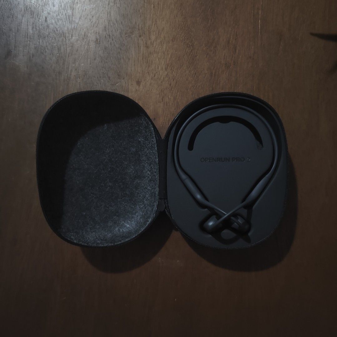 Shokz OpenRun Pro 2 Bone Conduction Earphones (Category: Earphones) located in Las Pinas. Submitted by chisakipa87132 (Listing ID 1451214031, Image 2). Description: Selling 2nd hand Shokz OpenRun Pro 2 – Flagship open-ear headphones. 📍 Condition: Barely used - good as new. Physical condition is excellent and well-maintained. Unit is 100% perfectly functioning. 📍 Issues: None 📍 Inclusions: Unit + Case. No box and charging cord 📍 Verification: 