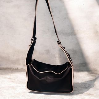 (Kategori: ) berada di . Dikirim oleh slanshop (ID iklan 1451292531, Gambar 1). Deskripsi: .