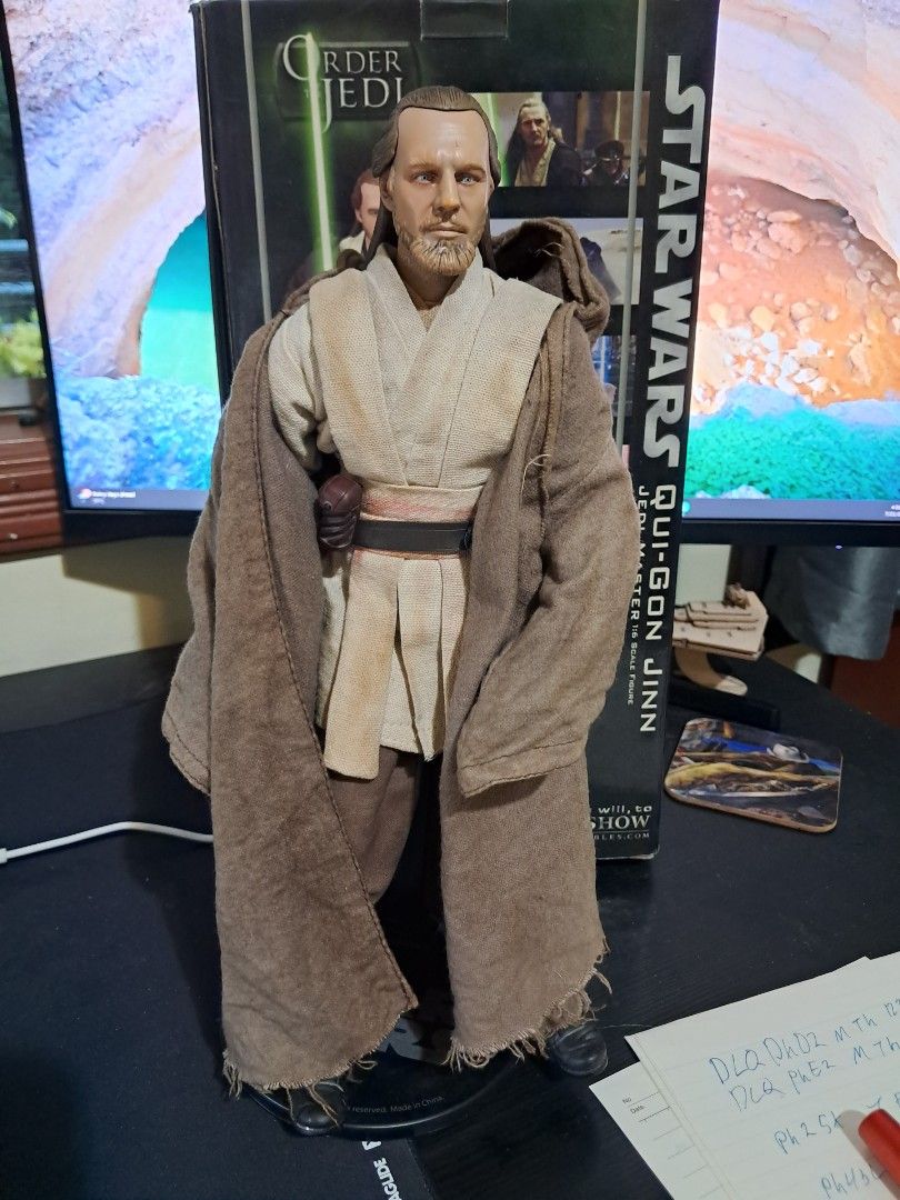 Sideshow collectibles Qui-gon Jinn (Category: Figurines & Statues) located in Quezon City. Submitted by guss.r (Listing ID 1451141027, Image 1). Description: Still in good condition. The cloak is a bit faded and there are stains on the tunic from his belt..