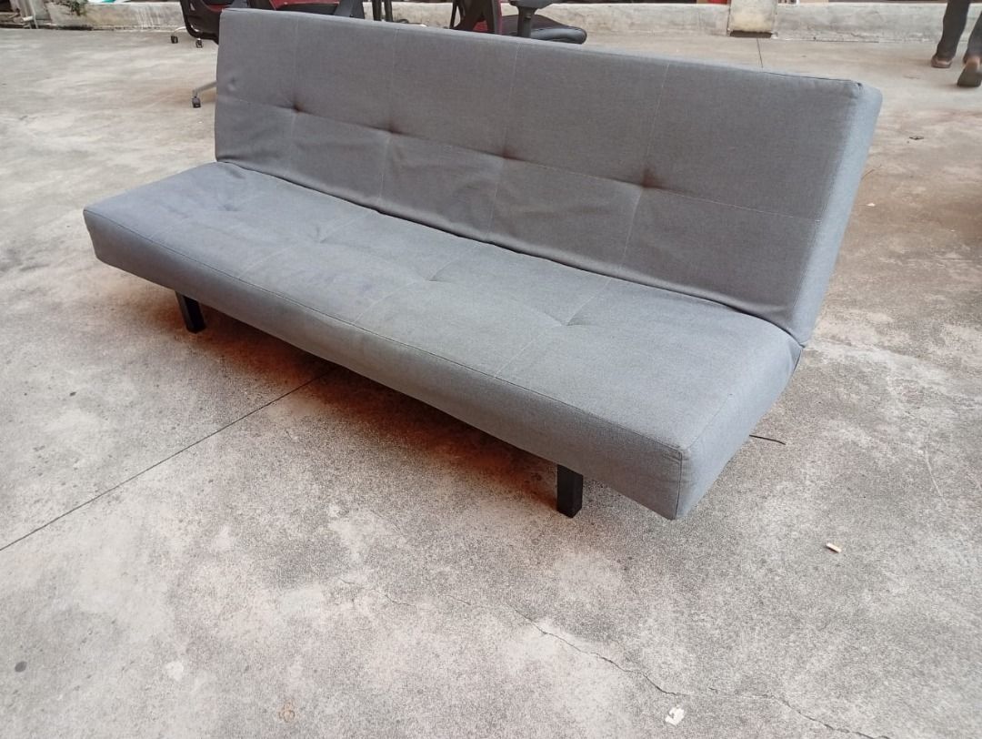 Sofa Bed (Category: Sofas) located in Petaling Jaya. Submitted by nm016648427690 (Listing ID 1451286166, Image 3). Description: Sofa Bed RM-200 Code :SB-050 Stock Available : 1 Condition : Goods ** (ABOVE PRICE DOES NOT INCLUDE DELIVERY & INSTALLATION) ** We are specialist in BUY or SELL New/Used Home Furniture or Office Equipment [ Perabot Kita Furniture ] Address: L1-03 times 89 Jalan 8A/133, Taman Sri Sentosa, 58000,kuala Lumpur. OFFICE HOUR :