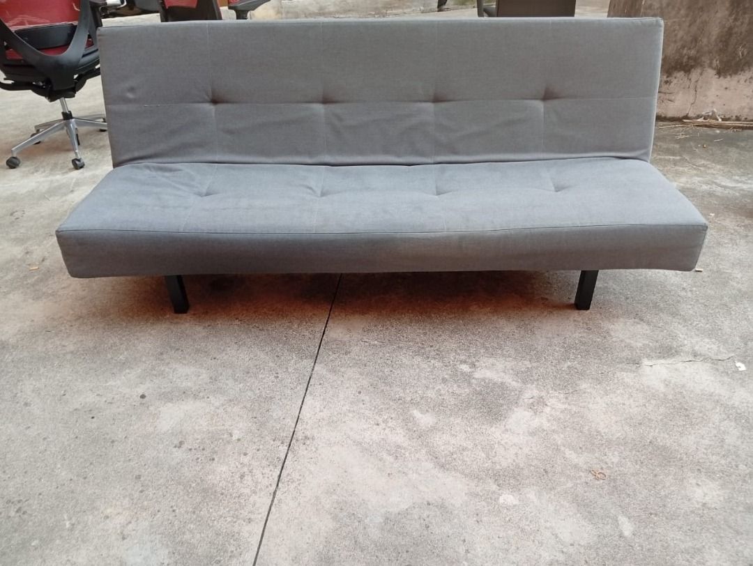 Sofa Bed (Category: Sofas) located in Petaling Jaya. Submitted by nm016648427690 (Listing ID 1451286166, Image 1). Description: Sofa Bed RM-200 Code :SB-050 Stock Available : 1 Condition : Goods ** (ABOVE PRICE DOES NOT INCLUDE DELIVERY & INSTALLATION) ** We are specialist in BUY or SELL New/Used Home Furniture or Office Equipment [ Perabot Kita Furniture ] Address: L1-03 times 89 Jalan 8A/133, Taman Sri Sentosa, 58000,kuala Lumpur. OFFICE HOUR :
